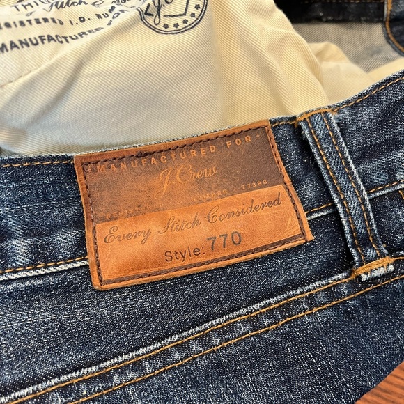 J. Crew 770 Selvedge Jeans, Slim Straight, 33 - Picture 6 of 15